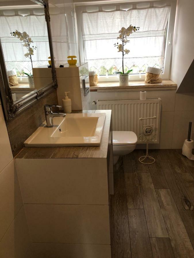 Dworek Wymyslowo Tuchola Eksteriør bilde